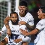 Pumas exhibe su poder ofensivo y aplasta a FC Juárez con triplete de Juninho